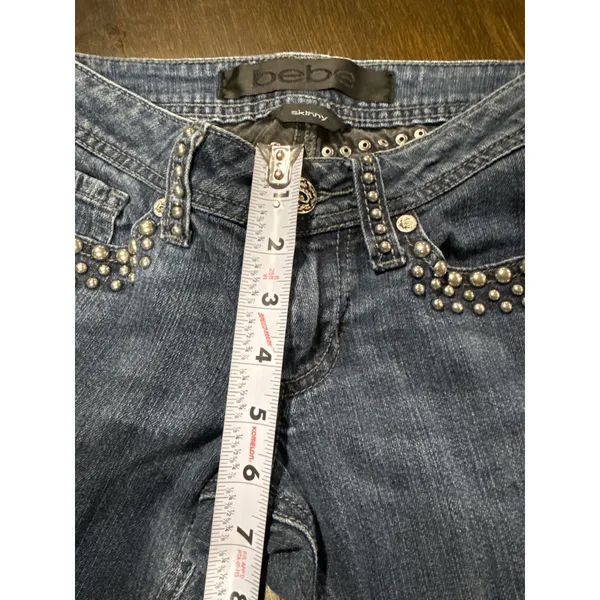 Bebe Women's Studded Skinny Jeans in Blue - Image 7
