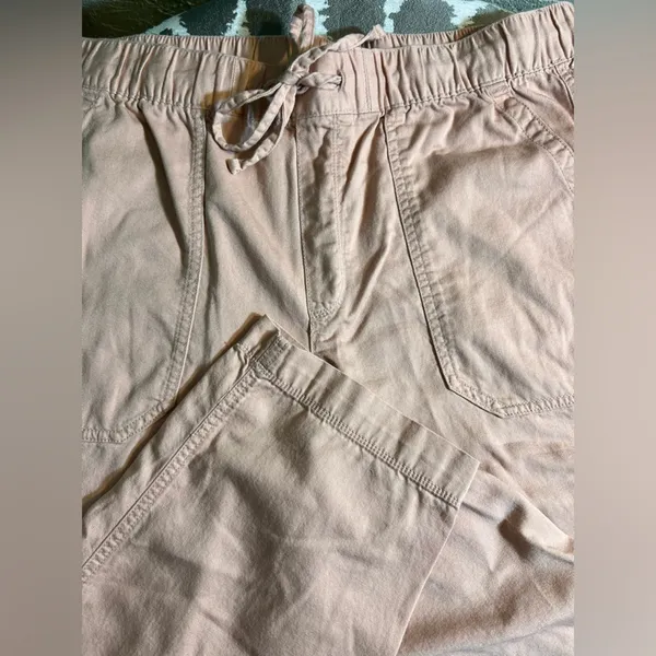 GAP Easy Pant Cargo blush pink, pockets, drawstring elastic waist, great color - Image 4