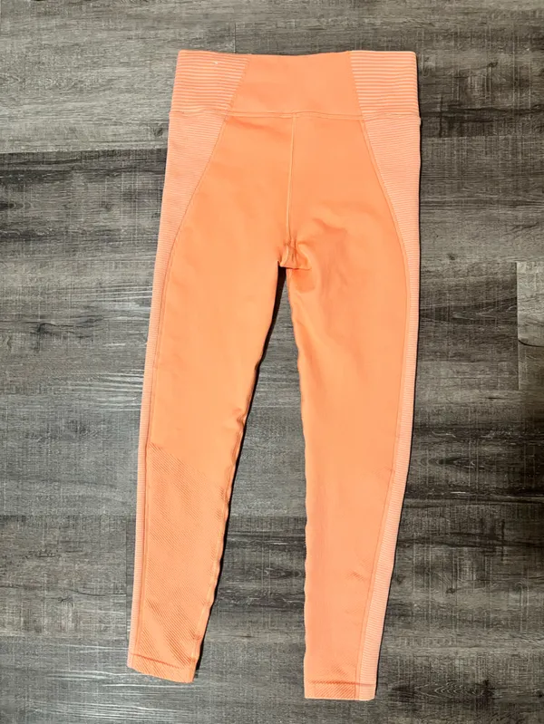 OFFLINE By Aerie Seamless High Waisted Two Tone Legging in Desert Flower - Image 5