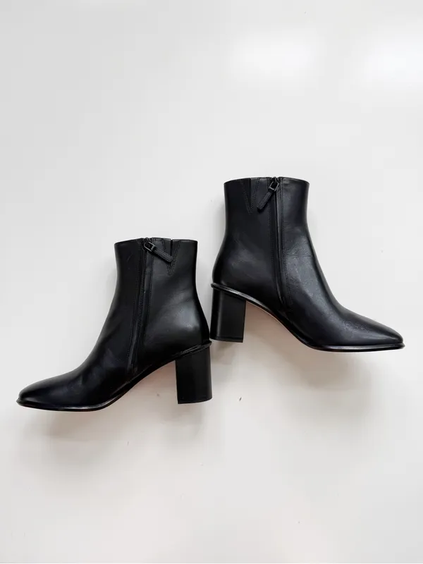 Tory Burch Brooke Stamped Heel Bootie size 9 - Image 3
