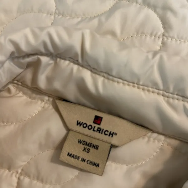 Woolrich Womens Ivory Quilted Puffer Jacket XS Cream Button Front 2306‎ Moccasin - Image 7