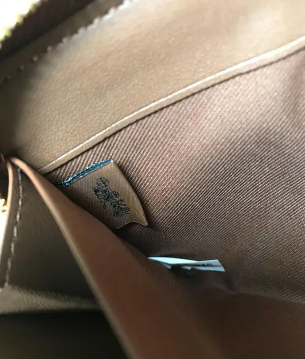 Coach Wallet - Image 7