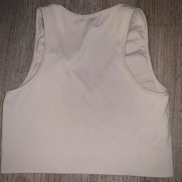 Garage plunge ribbed crop top - Image 4