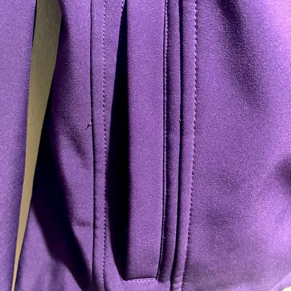 Snozu performance jacket size large - Image 7