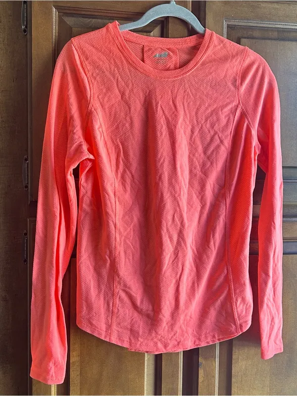 🌸AVIA women's performance Hot Pink Neon long-sleeve athletic Top Size Small - Image 4