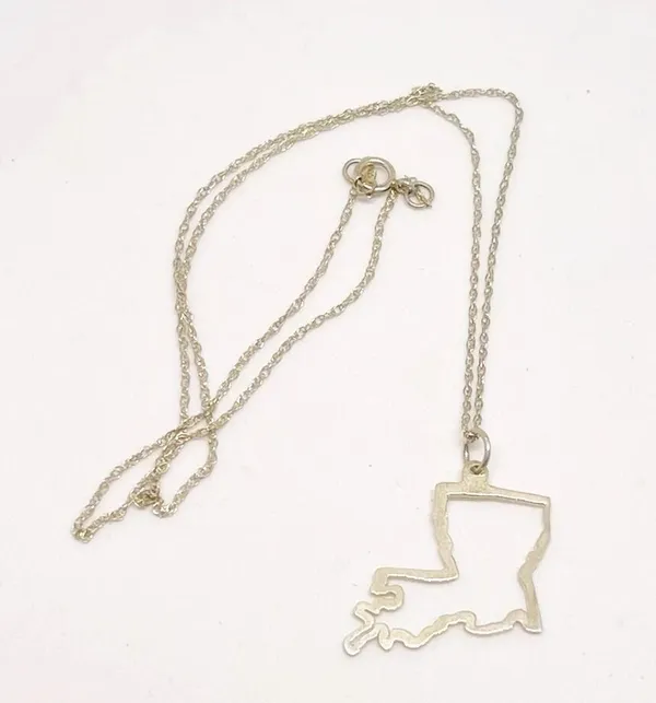 Maya Brenner Louisiana Necklace SterlingSilver State Outline Charm Delicate Fine - Image 5