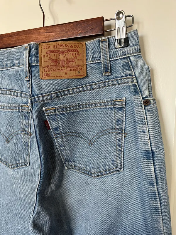 Vintage Levi’s Jeans 550 - Image 2