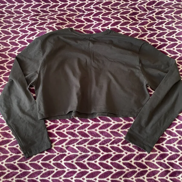 Alphalete Dynasty Long Sleeve Medium - Image 4