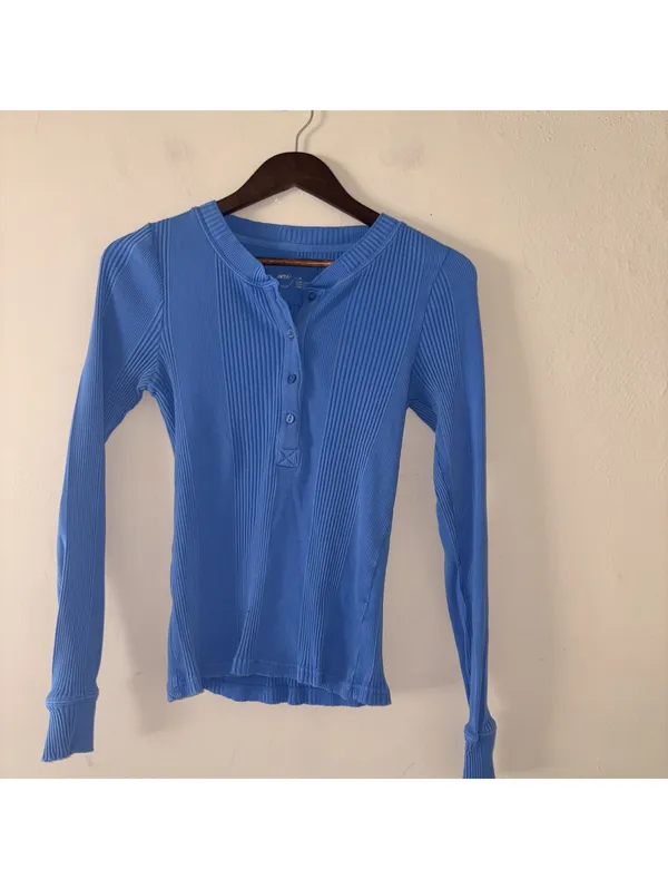 Aerie Road Trip Henley - Blue Ribbed Long Sleeve Button Up Top - Size M - Image 4