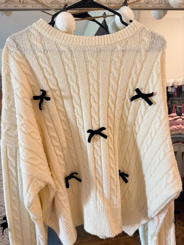 Boutique sweater  - Image 3
