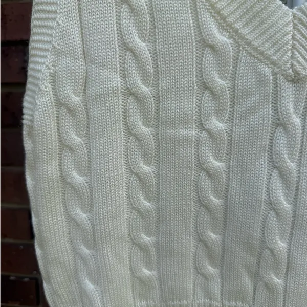 Altar’d State Sleeveless Niki Cable Knit Sweater Vest Top Cream Cropped Size XS - Image 3