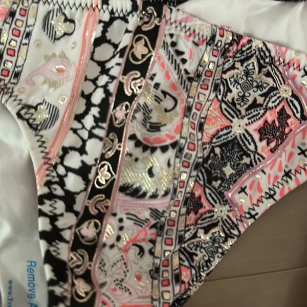 NWT Victoria’s Secret bikini bottoms scrunch butt minimum coverage XS - Image 4