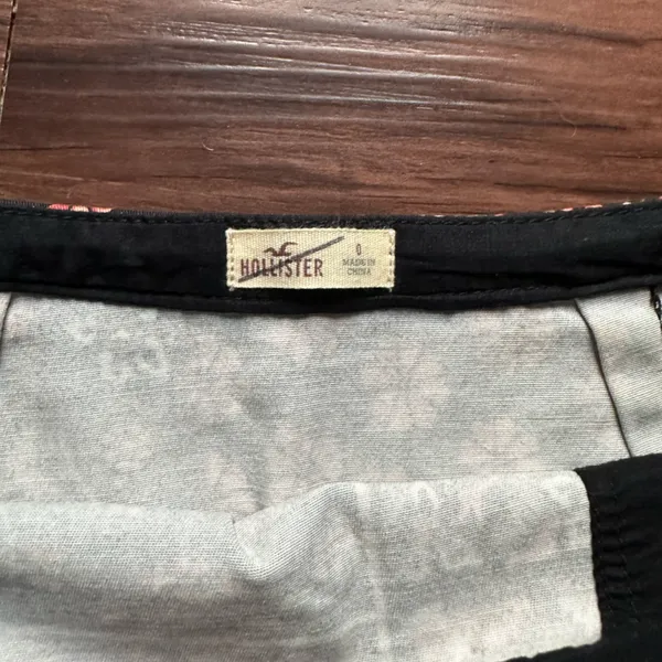 Hollister Mini Skirt - Image 3