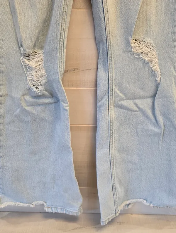 {10x32} Wrangler High Rise Fierce Flare Light Blue Denim Jeans Women's - Image 5