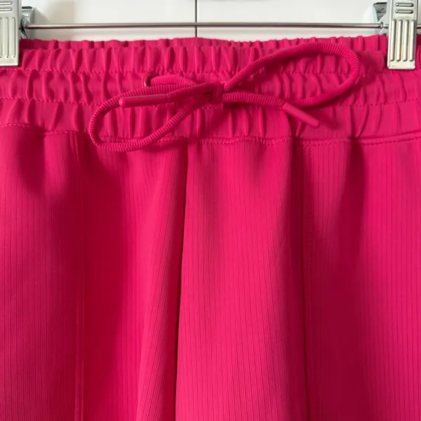 Mondetta | Women’s Midweight Ribbed Scuba Shorts  - Image 2