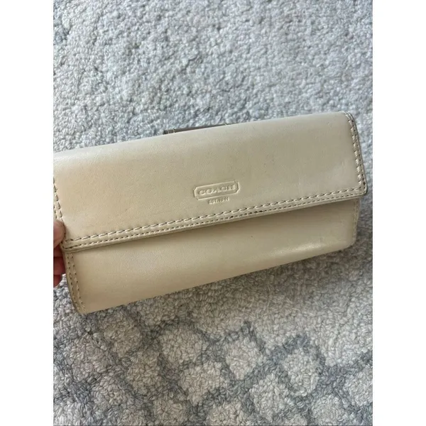 Coach leather tan wallet vintage y2k - Image 6