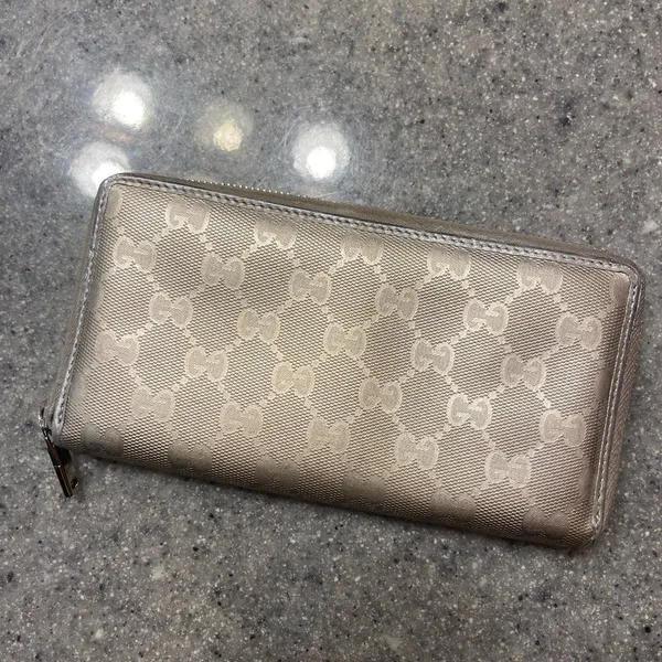 Gucci Imprime Bronze Metallic Monogram Wallet AUTHENTIC - Image 4