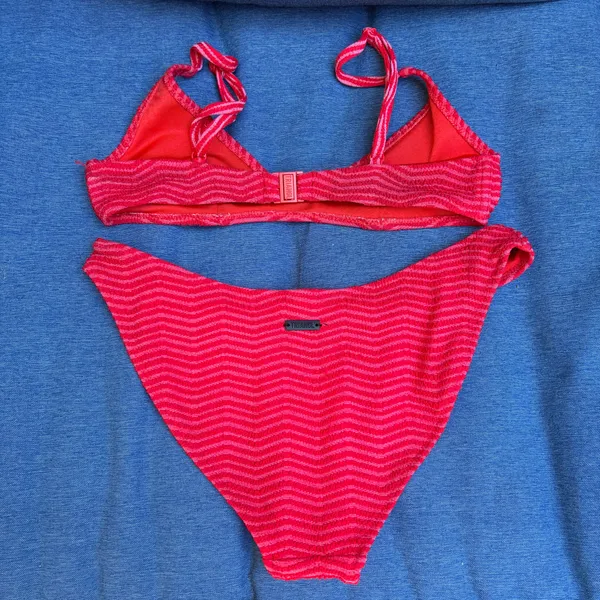 Triangl bikini - Image 4