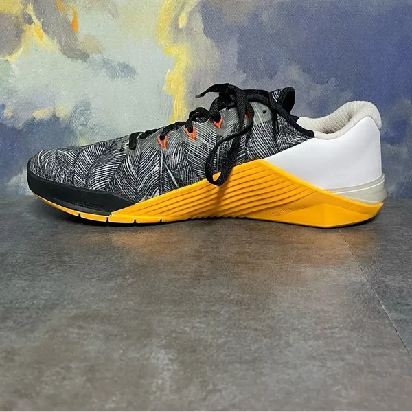 Nike Metcon 5 Black Laser Orange Women's Training Shoes Size 9.5 - Image 13
