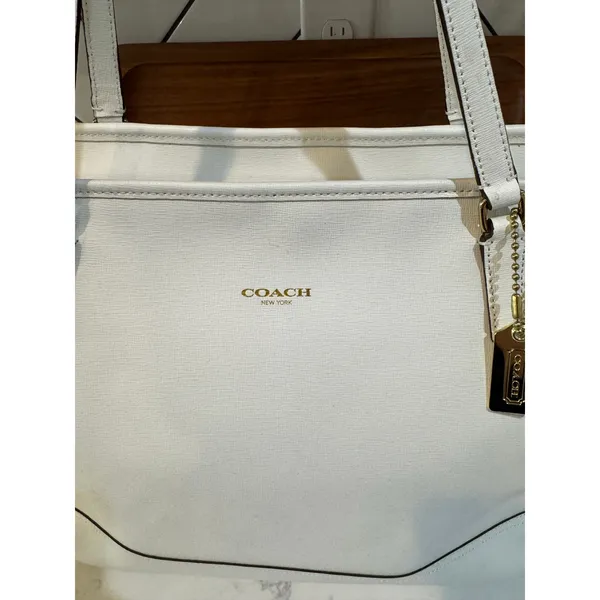 Coach City Saffiano White Leather Large East/West Tote gold hardware minimalist - Image 5