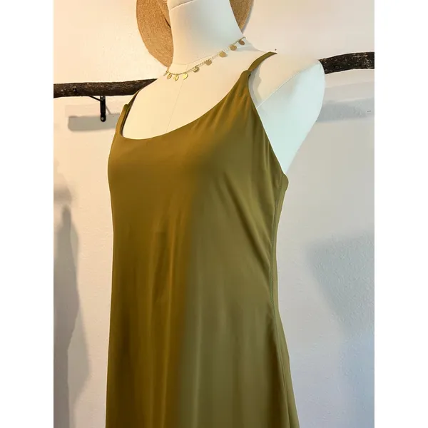 Olive Green Knee Length Built in Short Bra Tank Athletic Dress Size Large - Image 2