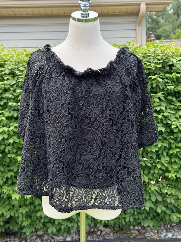 Maeve Anthropologie Whimsigoth‎ Off Shoulder Cutwork Lace Boho Top XXS Romantic - Image 4