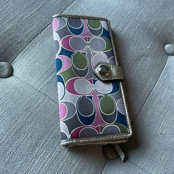 COACH 19464 Galley Multicolor Wallet - Image 2