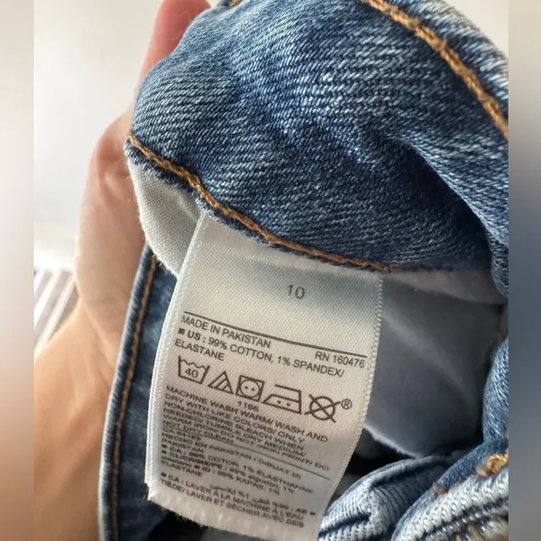 Old Navy Extra High‎ Rise Wide Leg Dark Wash Jeans - Image 6