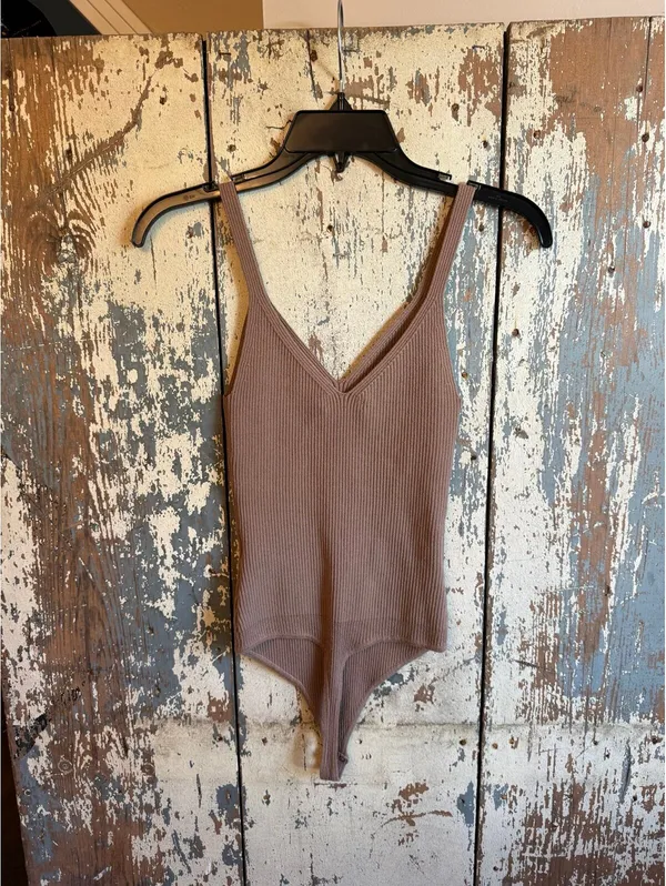 Abercrombie and Fitch Ribbed Thong bodysuit tank brown size small - Image 3