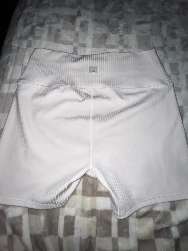 Vuori Inversion Rib Bike Shorts Cream - Image 2