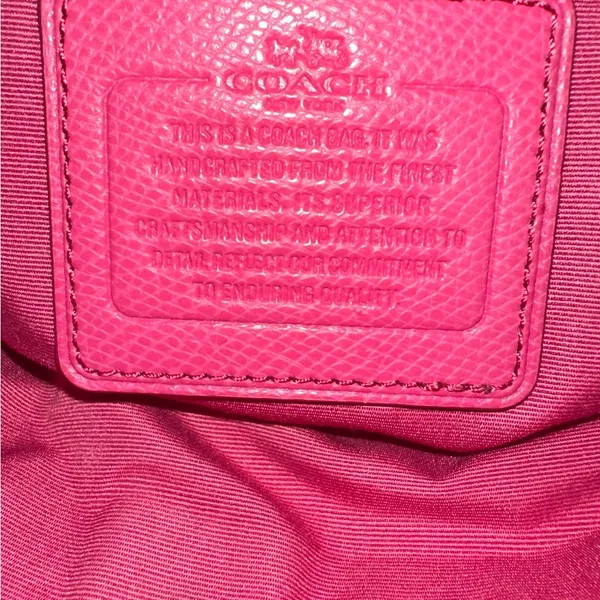 Coach Pebble Leather Kelsey Satchel Purse; excellent condition - Image 8