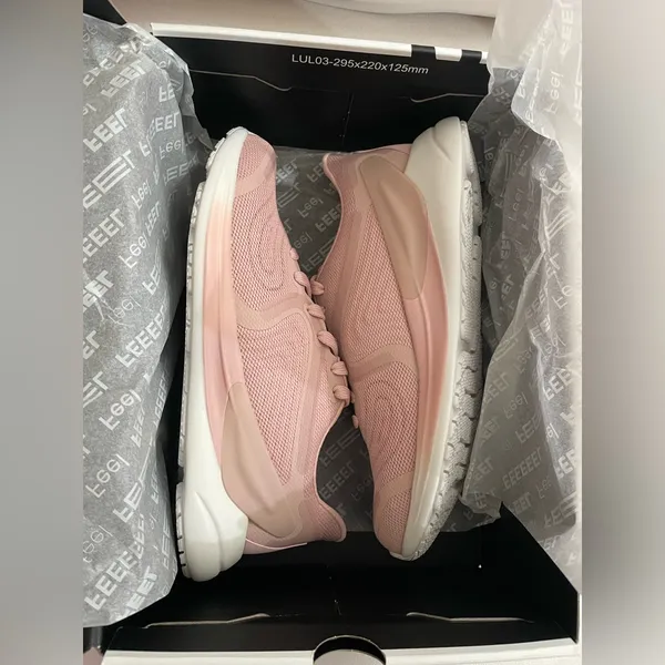 Lululemon NIB Blissfeel Run 2 Women's Pink Running Shoes 8.5 - Image 8