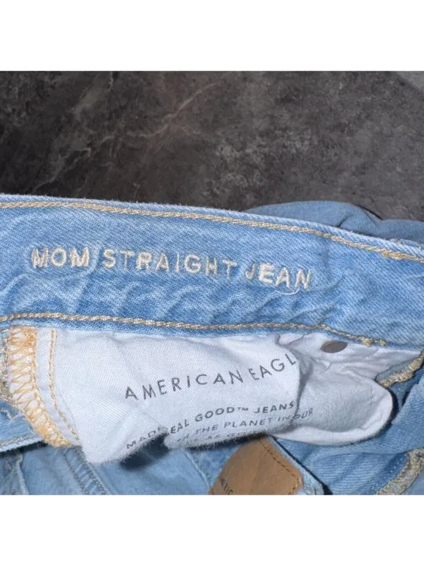 American Eagle Outfitters Mom Straight Jean Size 6 - Image 6