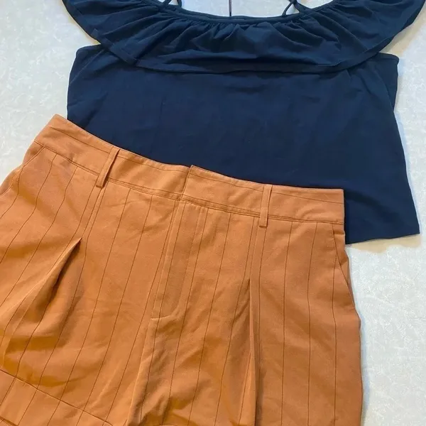 Danielle Bernstein Rust Brown Pinstripe‎ Pleated High Waist Cuffed Shorts 18W - Image 10