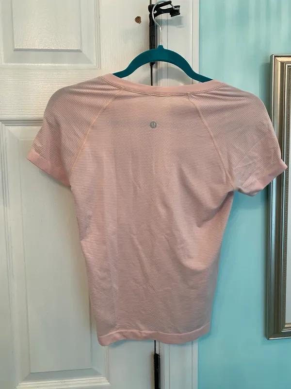 Lululemon Swiftly Tech Short Sleeve - Image 2