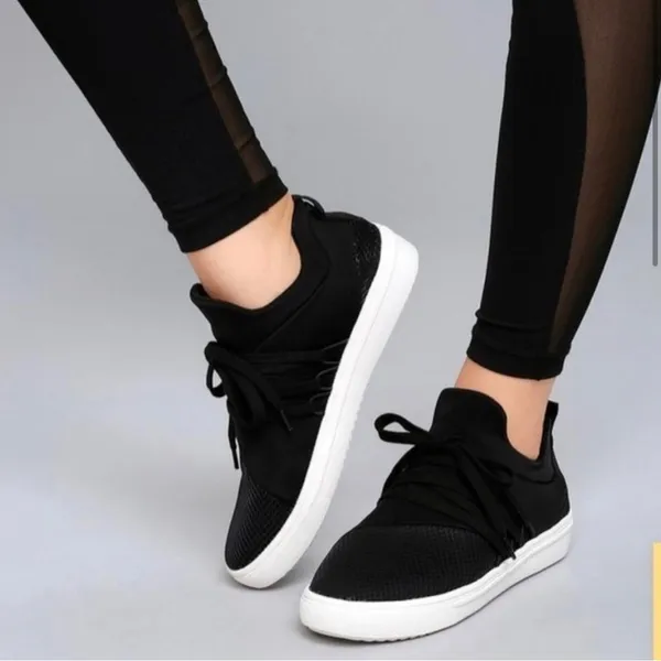 Steve Madden‎ Lancer Pull On Sneaker with Laces Black Size 6.5 - Image 16