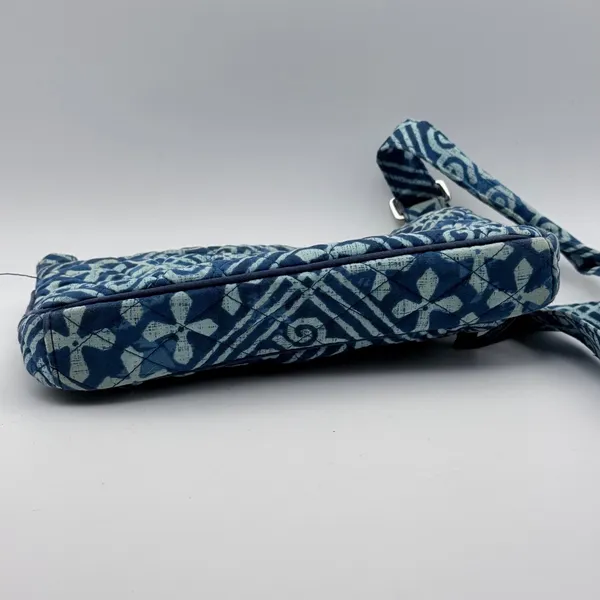 Vera Bradley Crossbody Bag Blue Quilted Batik Geometric Purse Retired Print - Image 4