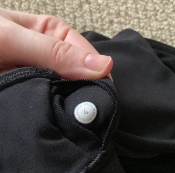 NEW Lululemon Align Tank Black Size 4 Nulu Original Version 2020 Thin Strap NWOT - Image 6