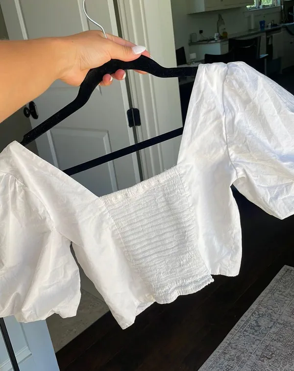 White Gianni Bini Top - Image 4