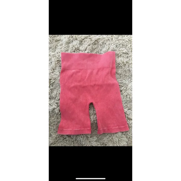 NWTs Aura Ribbed‎ Bike Shorts Bright Coral Stretch Athleisure Yoga Workout M/L - Image 4