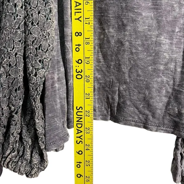 Gimmicks by BKE FAB! Embroidered Mesh Boho Open Tie Festive Top in Gray L With Tags - Image 7