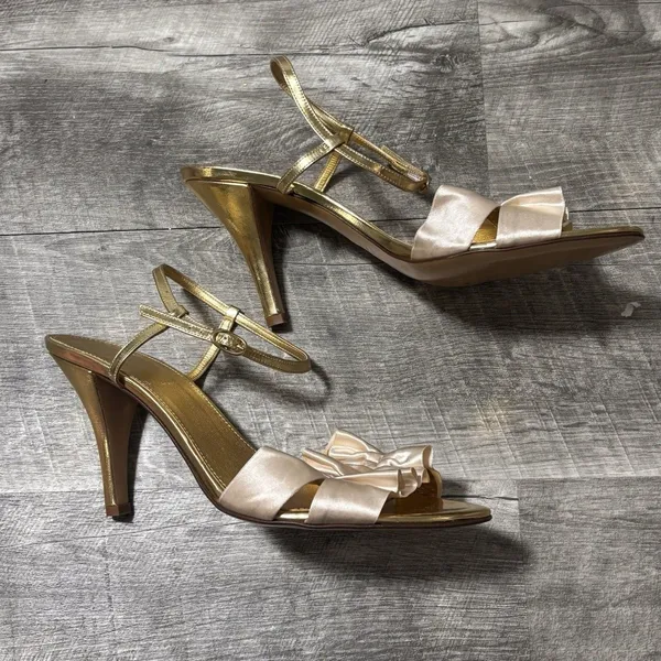 J CREW‎ Y2K Wedding Ruffle Gold & Cream Slingbacks High Heels Shoes Women Sz 8 - Image 2