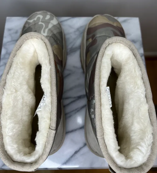 UGG Classic Mini - Image 3