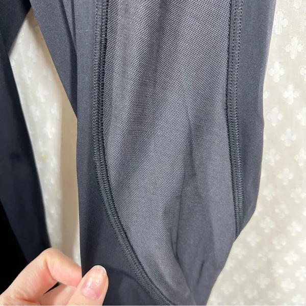 Lululemon Black Always Airy High Rise Crop‎ Leggings - Image 3