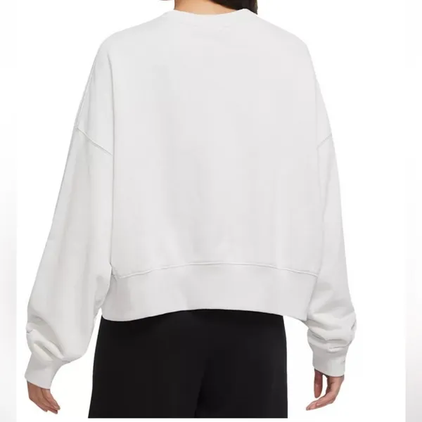 Nike Essentials Oversized Fleece Crew Sweater - Image 8