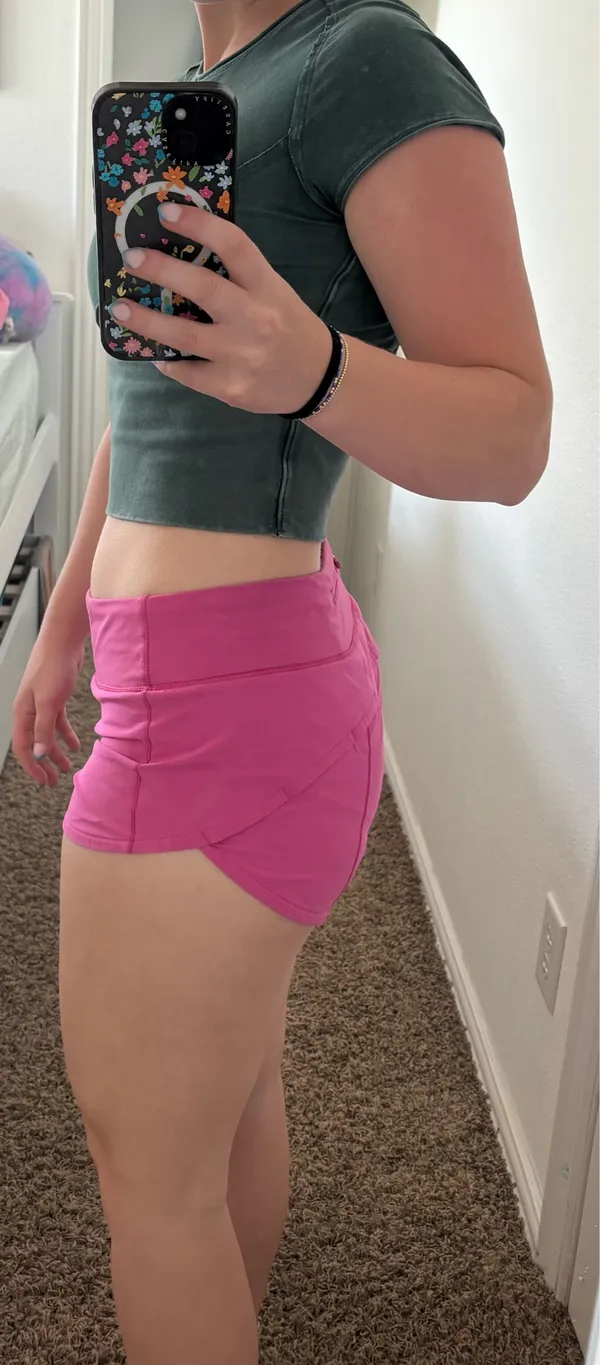 Hot Pink Lululemon Shorts 2.5" Speed Up low-rise - Image 3