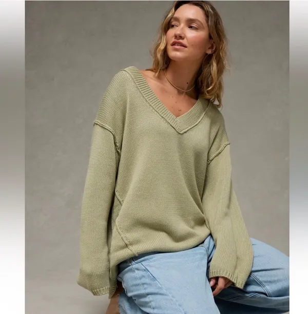 American Eagle Oversized Sweater - Image 2