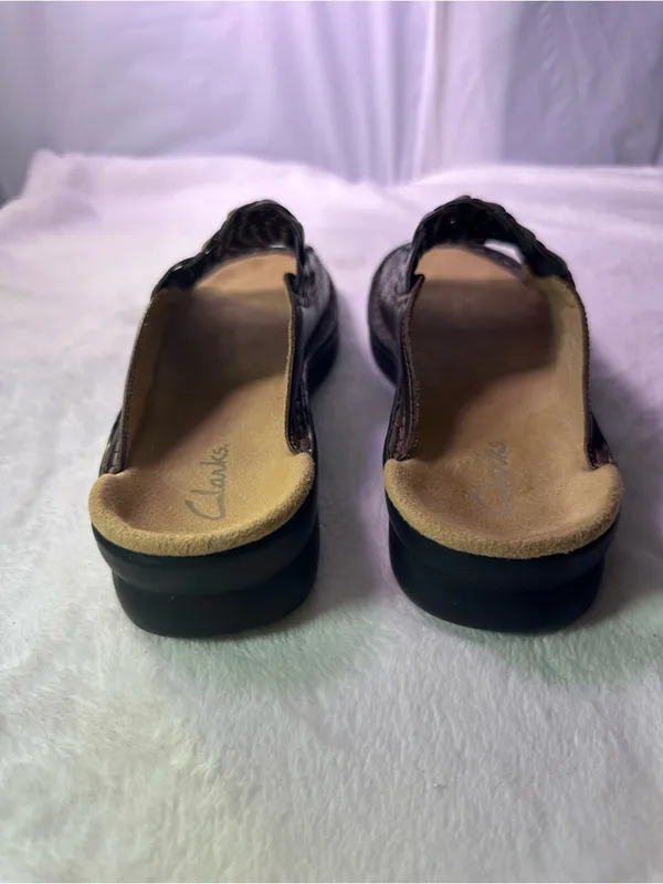 Clarks womenDark Brown Woven Leather Slide Sandals - Image 6