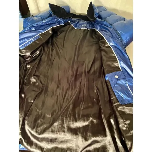 Calvin Klein Chevron-Quilted Packable Down Puffer Coat Blue Size Medium - Image 8