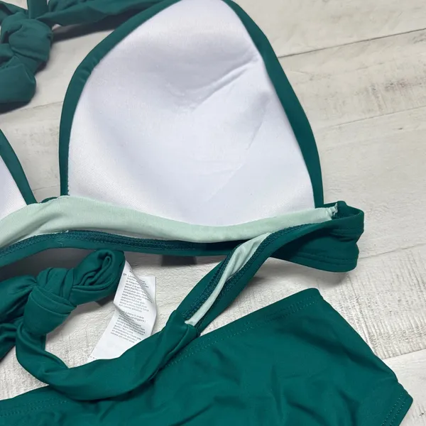 BOGO Cupshe Emerald Green halter top high cut bikini Swim Set - Image 8